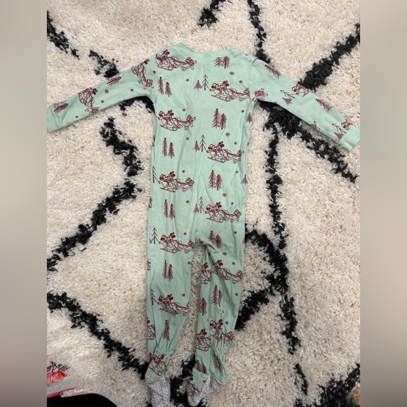 Disney Mickey and Minnie Mouse Winter Sleigh Ride Footie Pajamas-3T - Picture 4 of 4